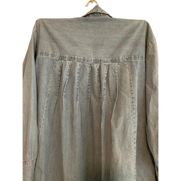 Free People Vintage Denim Button Front Boho Pockets Yoke Pintucks Long Sleeve XS - Picture 5 of 8